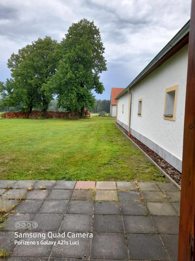 Kojan Appartement Jílovice Buitenkant foto